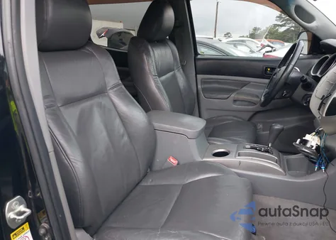 2010 Toyota Tacoma Prerunner V6 z USA, uszkodzony, nr VIN 3TMJU4GN3AM099350